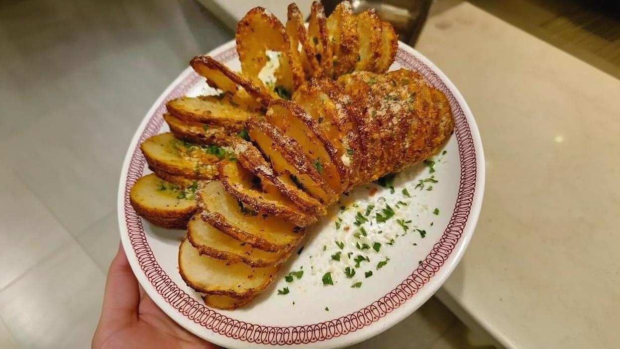 Golden Sliced Baked Potatoes: The Ultimate Crispy Recipe