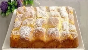 Decadent Flourless Almond Cake with Raspberry Sauce: A Gluten-Free Delight