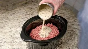 Hearty Amish Yumasetti Casserole: A Timeless Comfort Bake