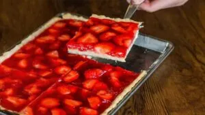 Strawberry Slab Pie Recipe (Homestyle & Easy)