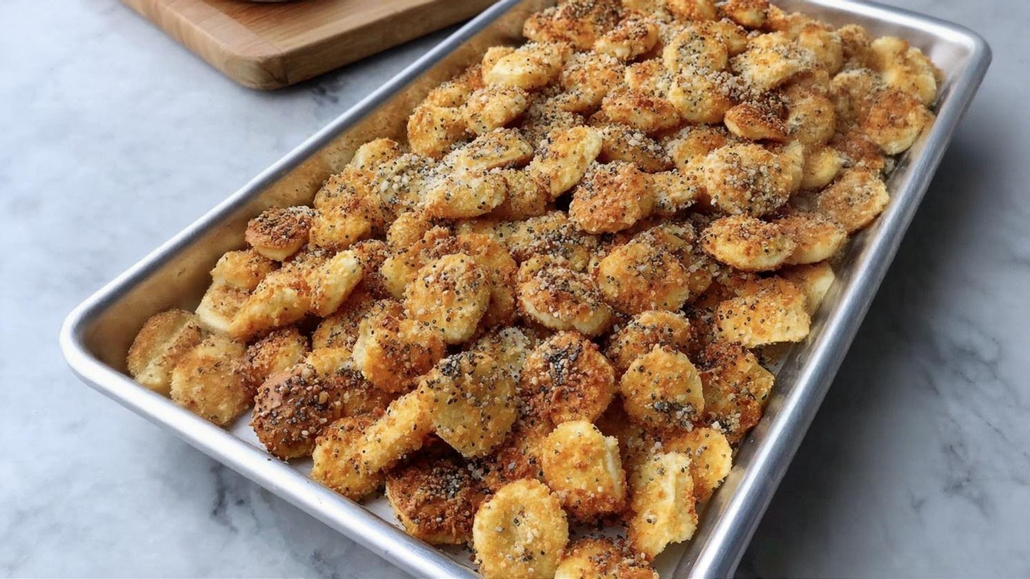 Homemade Everything Bagel Bits Recipe (Crispy & Savory)