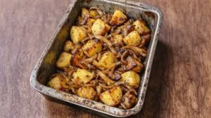 Amish Roasted Potatoes and Onions Recipe (Sunday)