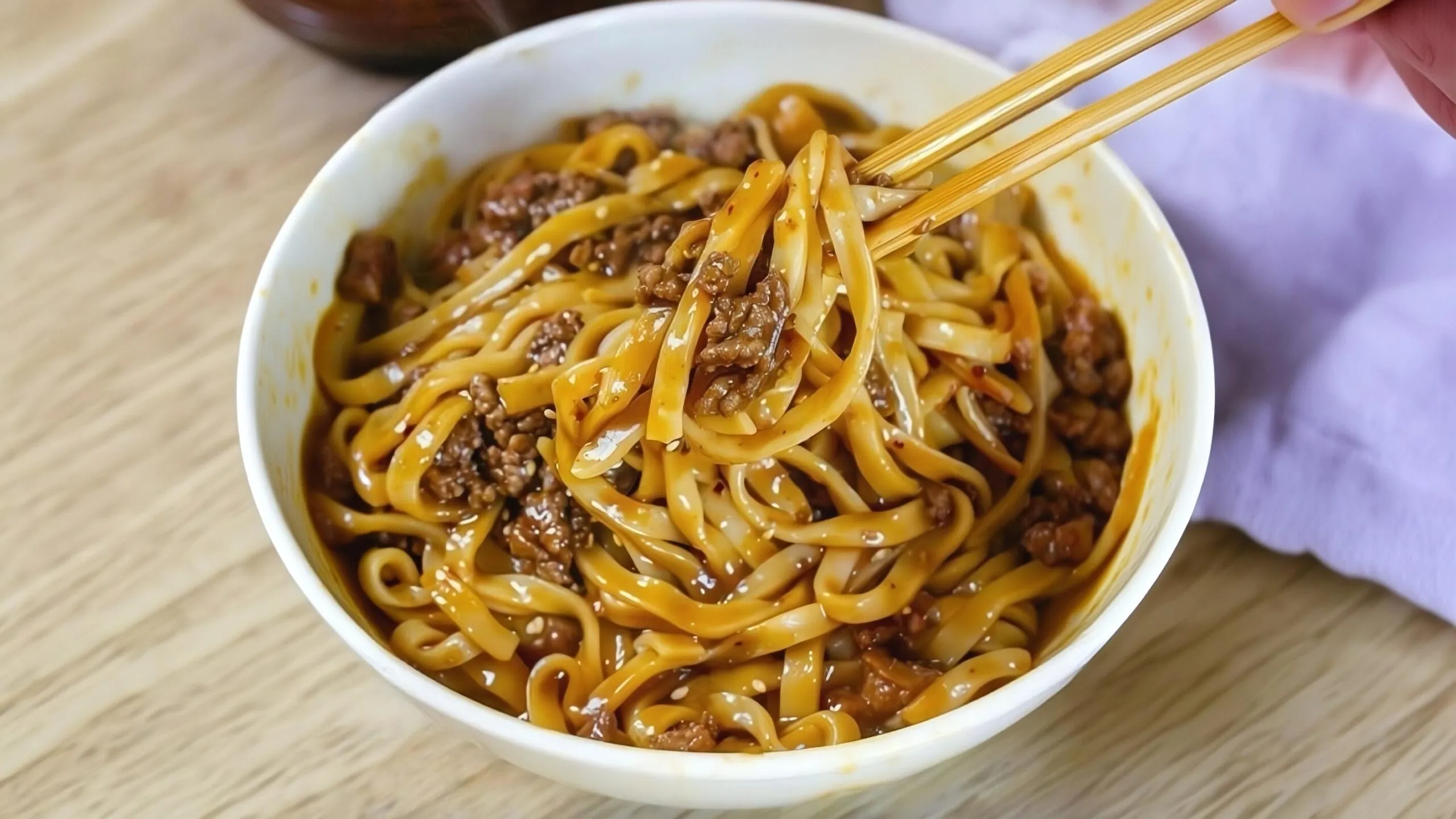 Mongolian Ground Beef Noodles Recipe (30-Min)